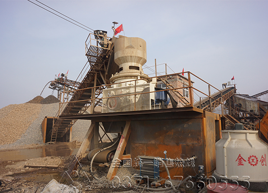 圓錐破碎機現場圖