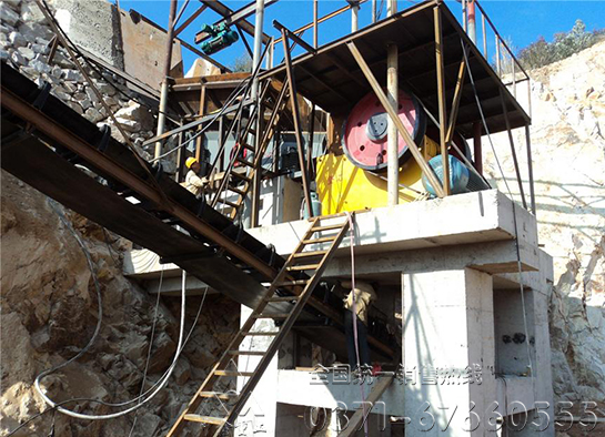 顎式破碎機(jī)