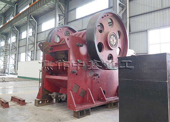顎式破碎機(jī)